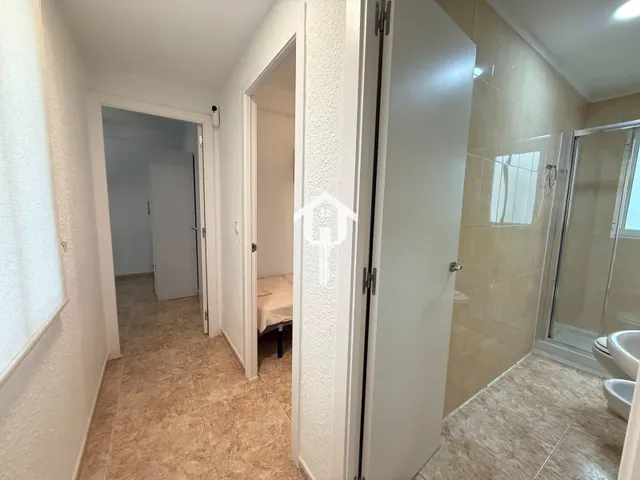 Piso de 80 m2 de 3 habitaciones en zona ciudad de asís de Alicante: 2ª planta sin ascensor — 21