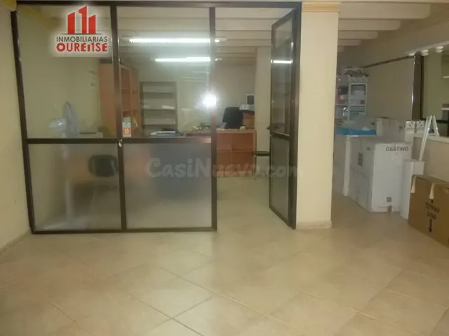LOCAL REFORMADO EN EL COUTO PRÓXIMO A LA ALAMEDA - foto 3