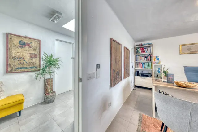 Finca independiente con jardín privado y vistas abiertas en Las Cabreras, Lanzarote. — 28