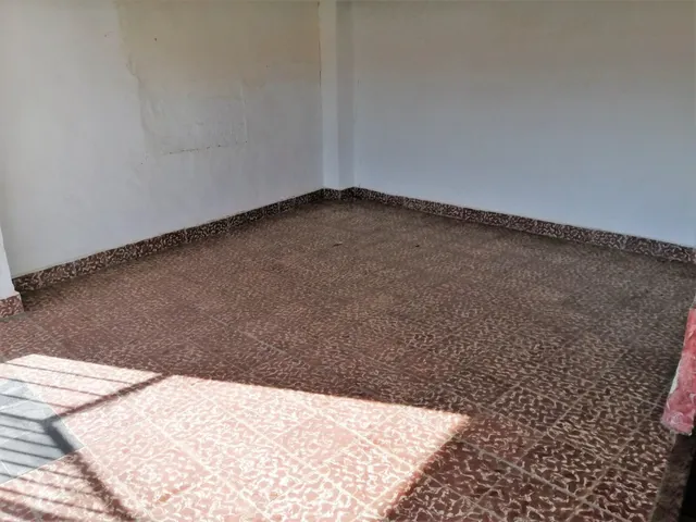 Ideal cómo inversión o si desea vivir en un pueblo con encanto como es Iznájar (Córdoba). — 36