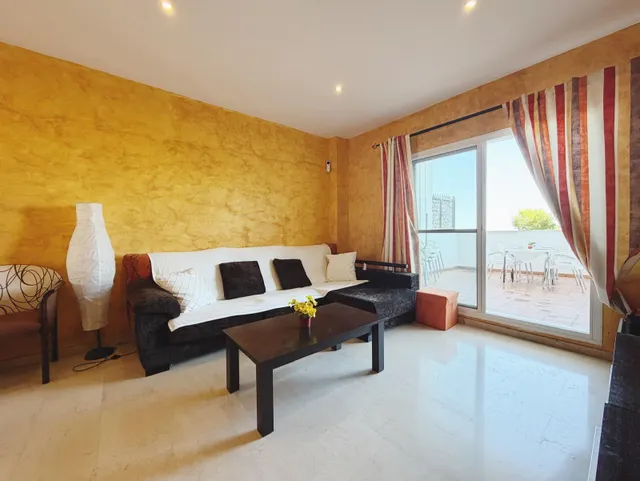 Apartamento en venta en Benalmádena con vistas al mar – 275.000 € — 18