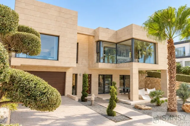 Villa de Lujo con Piscina Climatizada en Jávea - 4 Habitacio - foto 2