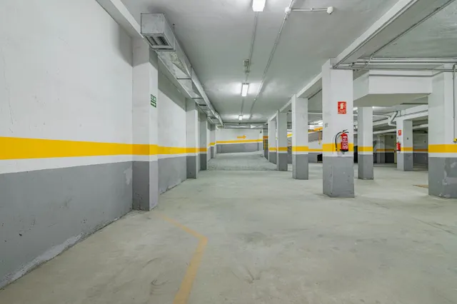 ¡¡¡OPORTUNIDAD DE INVERSIÓN EN GRANADA!!! — 32