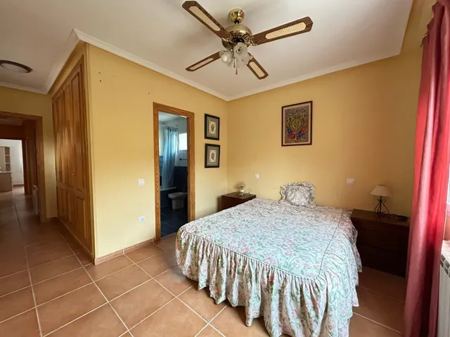 CHALET INDEPENDIENTE EN UNA PLANTA — 9