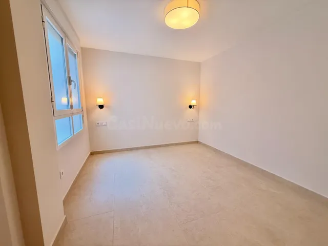 Piso reformado de 3 dormitorios y 2 baños a 200 metros del m - foto 4