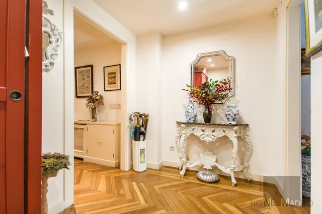 ESTUDIO HOME MADRID OFRECE gestiona la venta de la NUDA PROPIEDAD, fabuloso piso de 197 m2, en el distrito de Moncloa-Aravaca. — 34