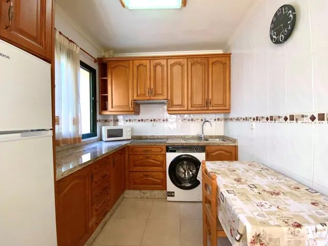 Alquiler Corta Temporada, Centro de Fuengirola, Atico 2 dormitorios: Una Vivienda Cuidada con Terrazas Soleadas — 6