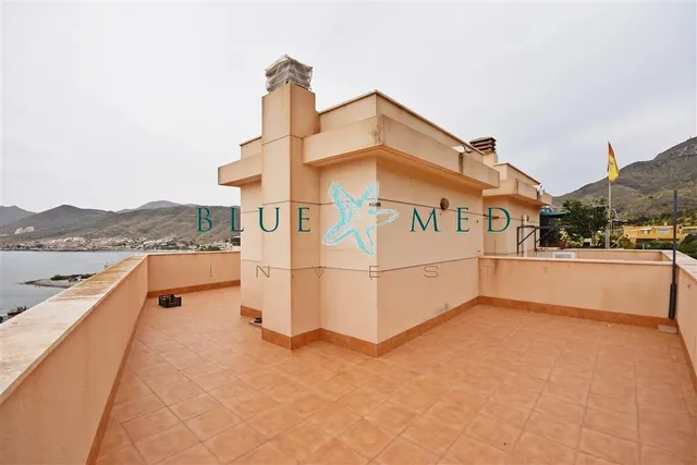 DÚPLEX CON VISTAS AL MAR A 260M DE LA PLAYA EN LA AZOHÍA - foto 4