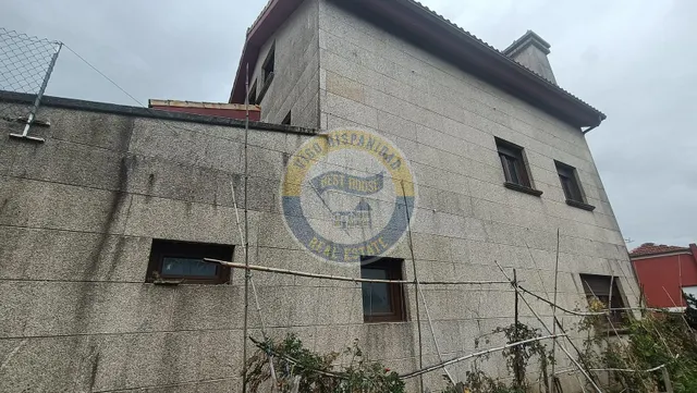 CASA EN MOS — 21