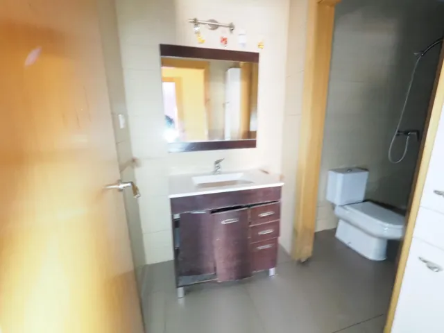 Se vende piso con parking en Manlleu — 17