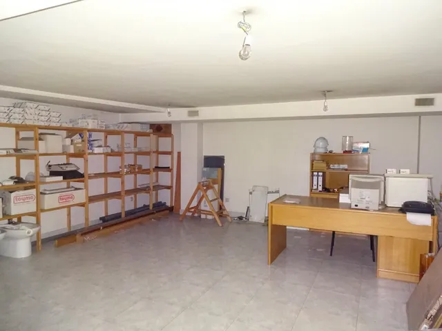 LOCAL COMERCIAL EN MILLADOIRO — 2