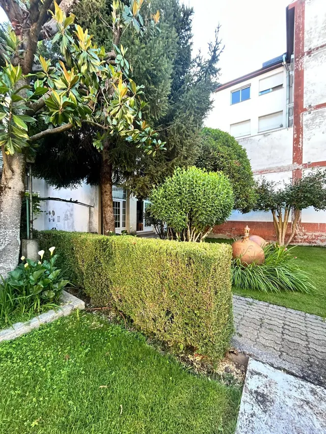 Espectacular Casa y Solar en el Corazón de Cacabelos - foto 3