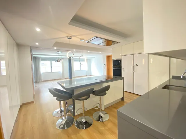 Impecable Piso Reformado en el Corazón de Gandía — 2