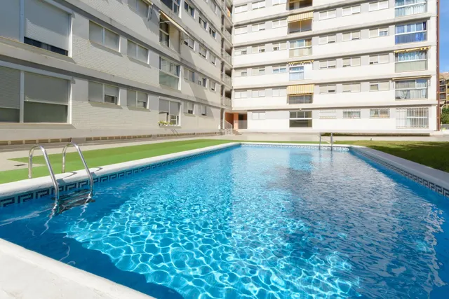 Cesión de vivienda por 50 años en Gandia, zona hospital, con piscina comunitaria, parking y trastero — 25
