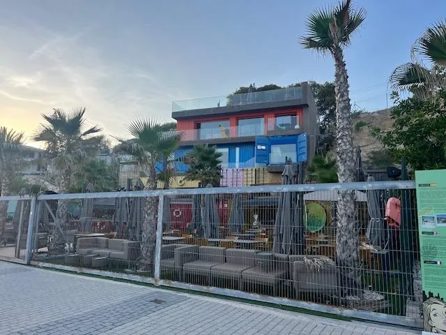 Se vende vivienda singular con licencia restaura+copas, en primera linea,Avda.almadrava, Villajoyosa