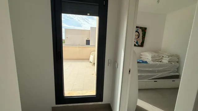 CHALET SEMINUEVO CON VISTAS AL MAR, PISCINA PRIVADA Y COCINA DE VERANO – LA TORRE DE LA HORADADA — 34