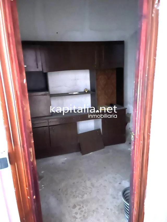 LOCAL COMERCIAL A LA VENTA EN ALBAIDA. — 5