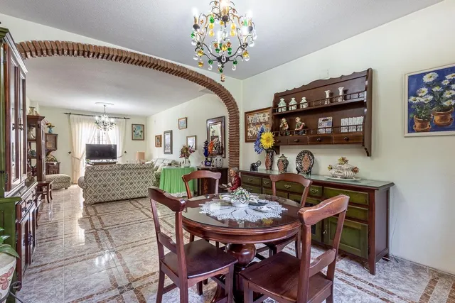Casa en Ogijares con piscina comunitaria. — 9