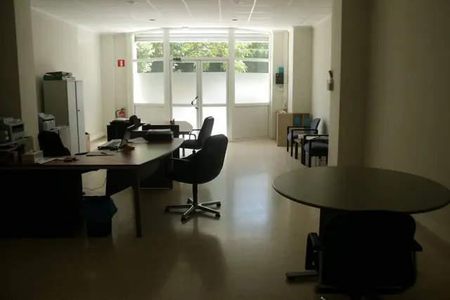 Bajo Comercial C/ Enric Valor-Ontinyent — 2
