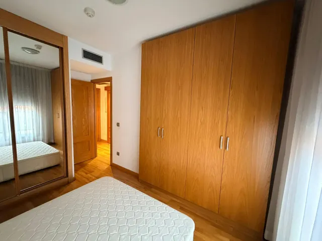 Piso 1 habitación 55m² en alquiler - Rejas — 10