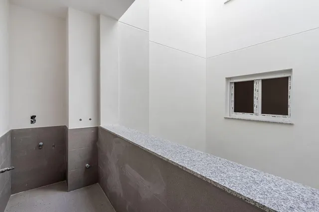 OBRA NUEVA EN LOJA — 15