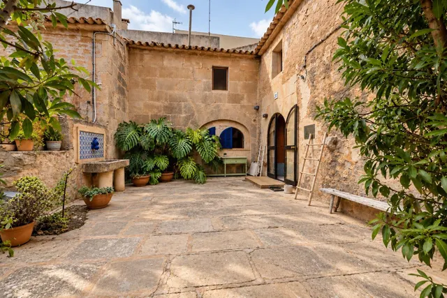 Encantadora casa de pueblo con amplia terraza en el centro de Ses Salines — 24