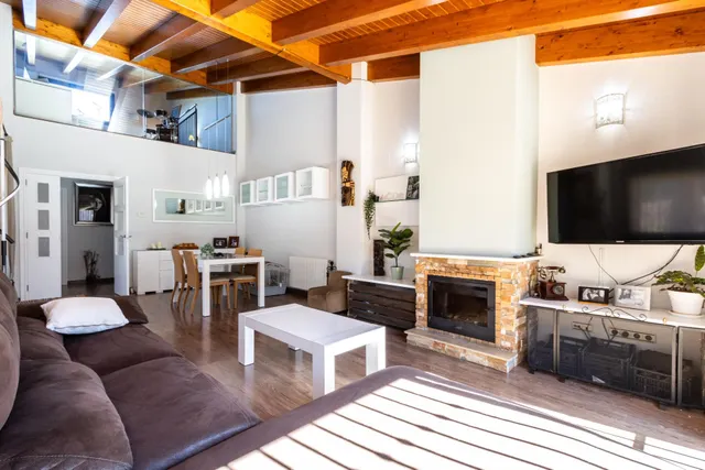 Casa amb piscina, espai i qualitat a can font – ca n’avellaneda — 27