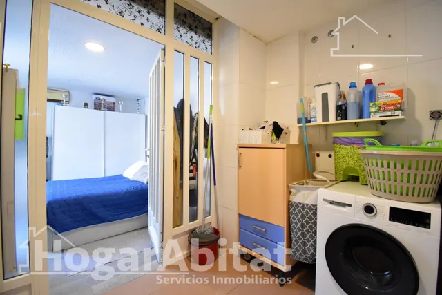 SEMINUEVO, AMPLIO Y LUMINOSO CON TERRAZA Y JACUZZI — 24