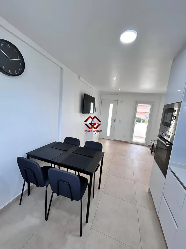 Apartamento reformado con terraza a 300 m del mar en Cabo Roig, Costa Blanca — 8