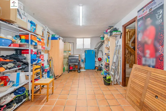 ¡AMPLIA CASA DE 4 DORMITORIOS, 3 BAÑOS Y CALEFACCIÓN CENTRAL EN LA ZUBIA! ✨ — 44
