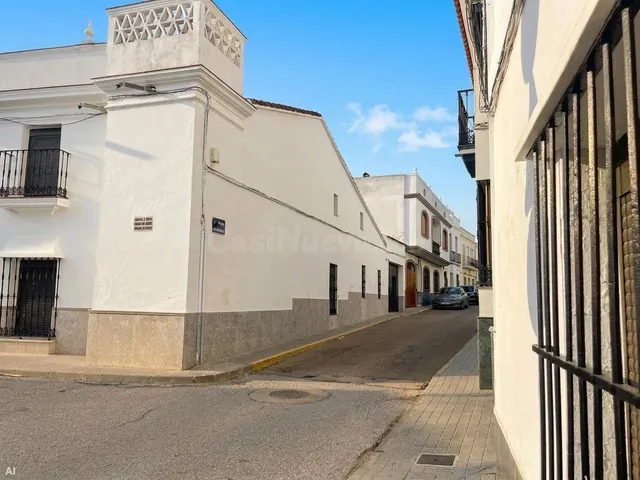 Imponente edificio histórico de 810 m2 con gran patio en casco histórico de Arroyo de San Serván — 3