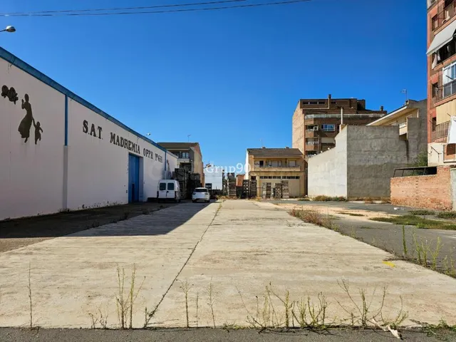 NAVE INDUSTRIAL Y TERRENOS FRUTALES EN AITONA - foto 5