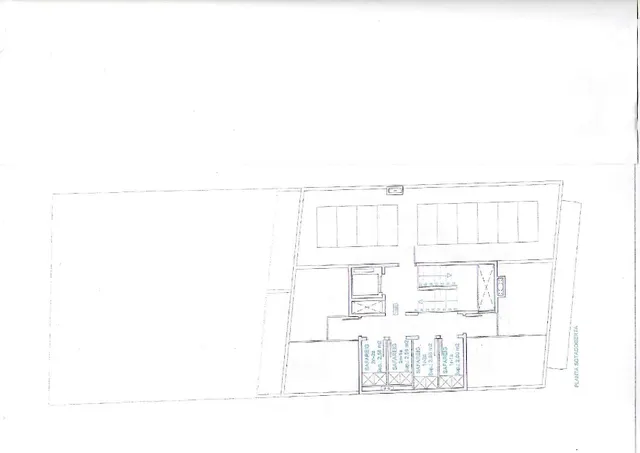 CASA EN ZONA NORT EN  EXPANSIÓN CON PROYECTO PARA HACER 5 PISOS- PK -TRASTEROS — 7