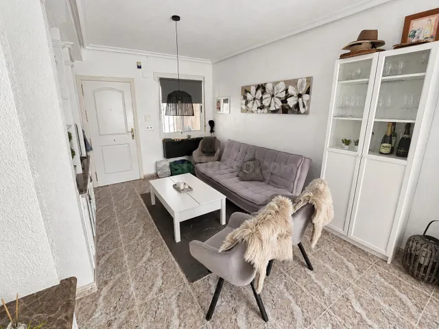 Encantadora casa adosada con soleada orientación suroeste en - foto 3