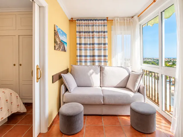 Apartamento centro de Campoamor con vistas al mar — 5