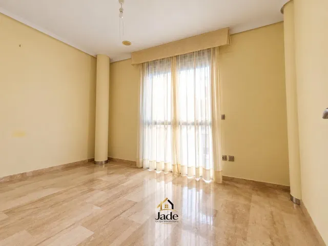 AMPLIO PISO SIN AMUEBLAR EN PLENO CENTRO – 3 DORMITORIOS Y 2 BAÑOS — 19