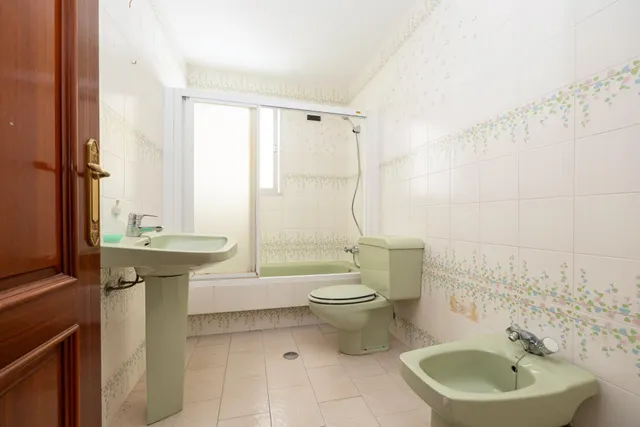 🏠 AMPLIO PISO EN EL CENTRO DE ALCALÁ LA REAL – 190 m2 CON TERRAZA Y OPCIÓN DE GARAJE — 19