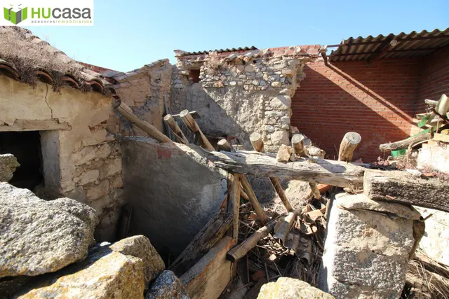 ¡¡OPORTUNIDAD!! ¡¡MENASALBAS - 2 CASAS EN PATIO COMPARTIDO, INFINITAS POSIBILIDADES 50.000€!! — 30