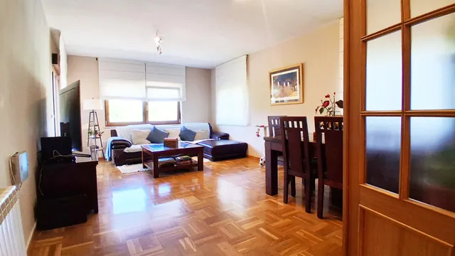 Urbis te ofrece un chalet en venta en Ciudad Rodrigo, Salamanca. — 35