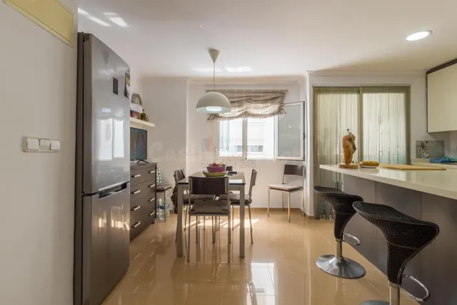 Piso en venta en Calle Góngora 28 - foto 3