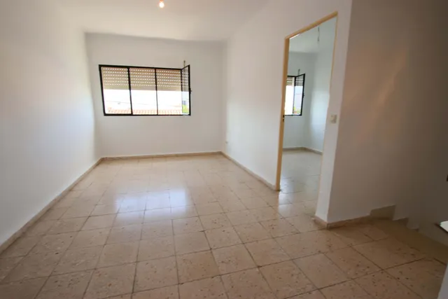 Casa con cochera en Valdelacalzada — 18