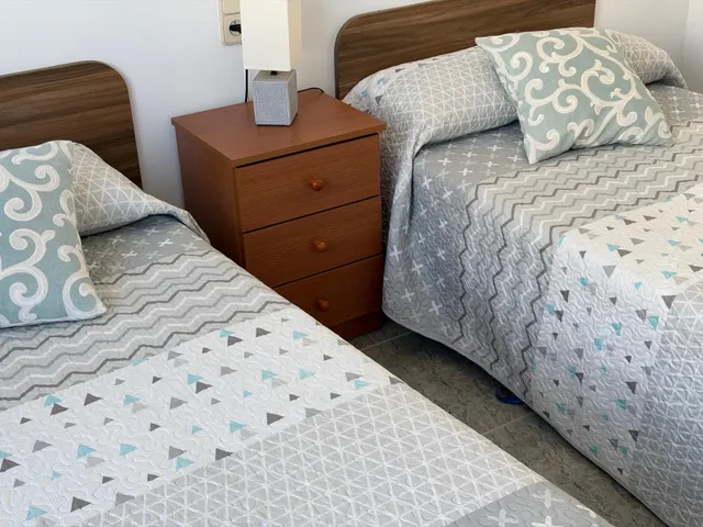 Apartamento en primera línea de playa en gandía con vistas al mar — 18