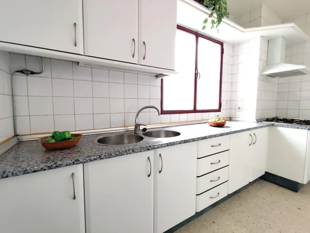 Excelente piso junto a hospital de traumatología — 11