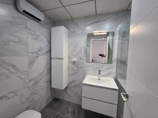 BUNGALOW PLANTA ALTA EN URBANIZACION CERRADA CON PISCINA COMUNITARIA — 23