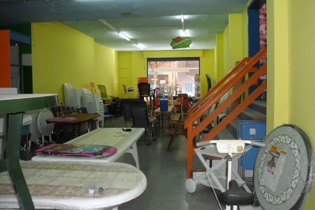 Local comercial en C/ Sant Jaume - Ontinyent — 2