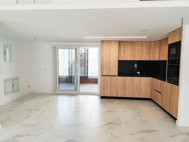 APARTAMENTO A ESTRENAR EN PRIMERA LINEA Y CON VISTAS AL MAR  EN RESIDENCIAL POSIDONIA — 6