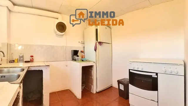 OPORTUNIDAD Casa en La Granadella con patio — 20