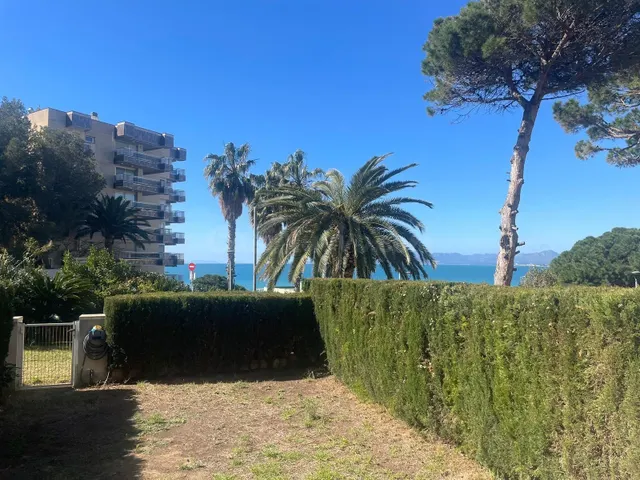 PLANTA BAJA+ PK+ TRASTERO EN PLATJA CAPELLANS - foto 3