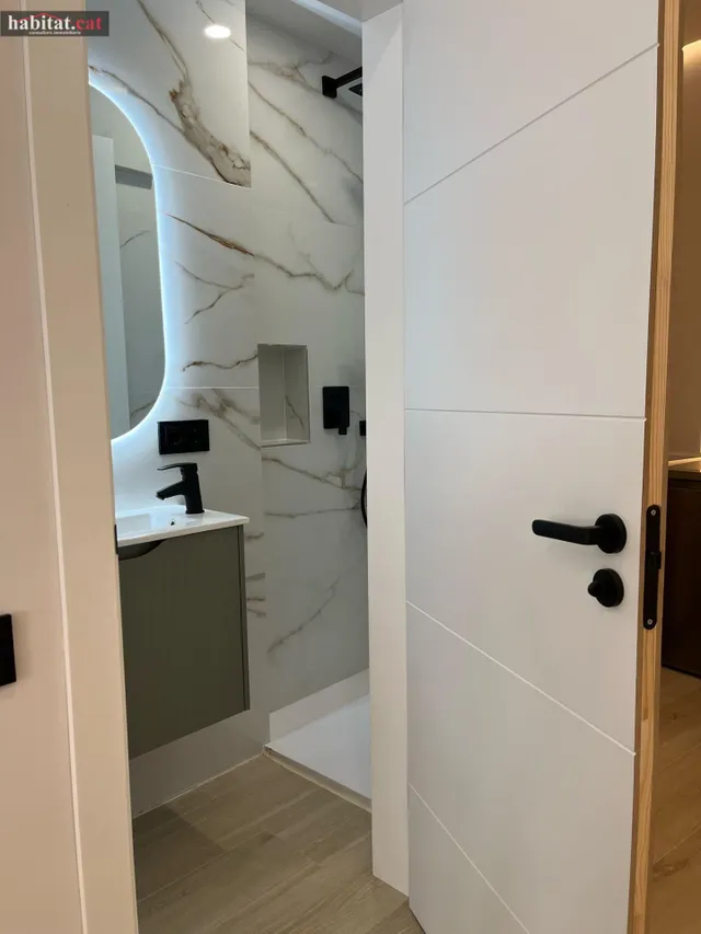 ¡¡ OFICINA TIPO LOFT ALQUILADO EN EL CENTRO DE VILANOVA !! — 18