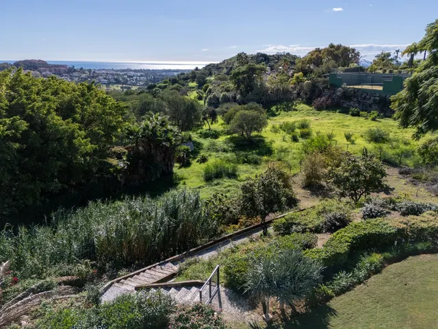 Chalet 5 habitaciones 403m² en venta - Costa del Sol — 38